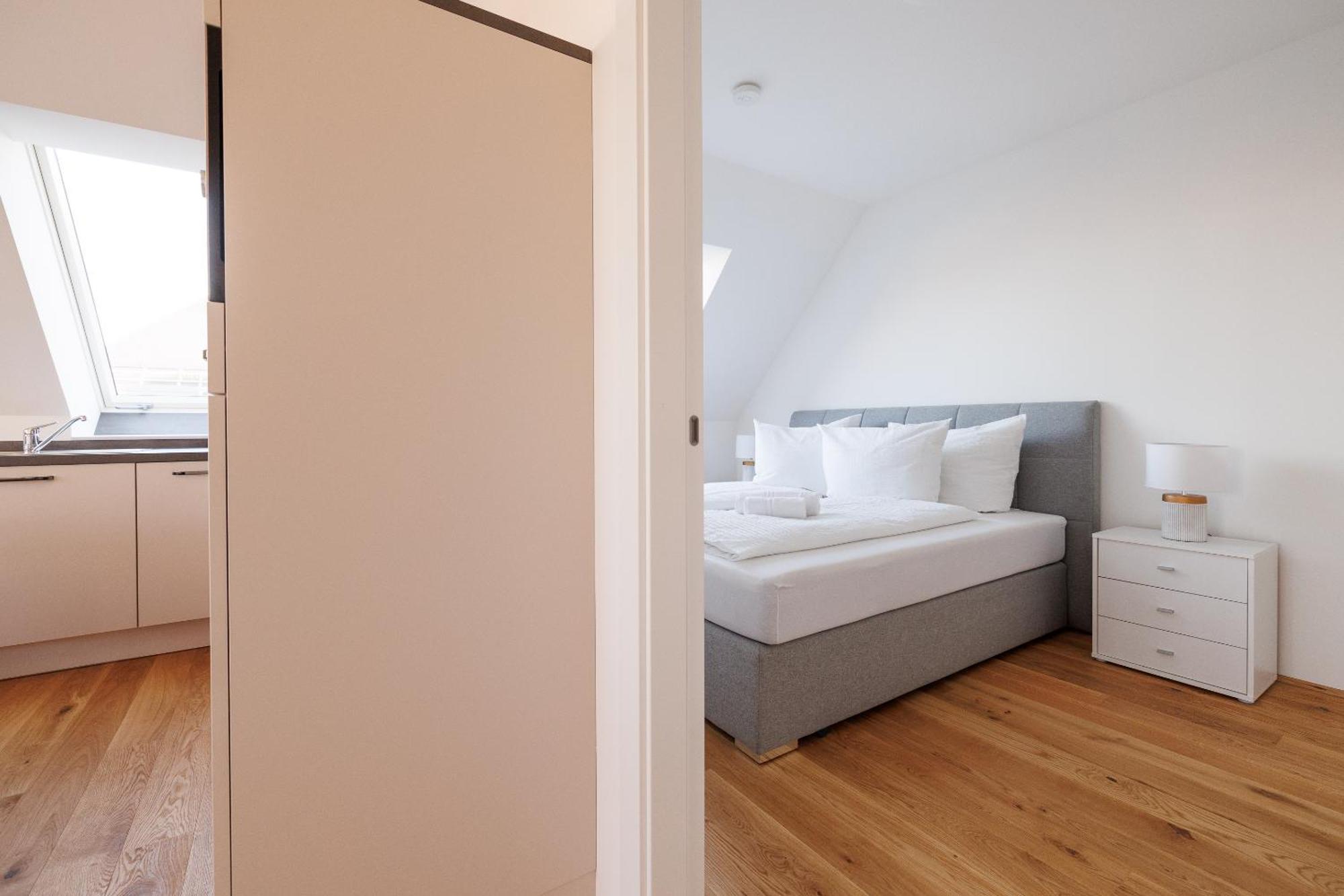 Symphony Apartments 40 - Modern Loft With Terrace And Grill In Central Location Wenen Buitenkant foto